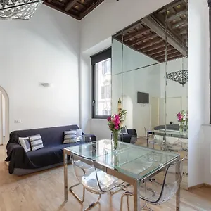 https://iflat-bright-apartment-near-piazza-di-spagna.it-romehotels.com